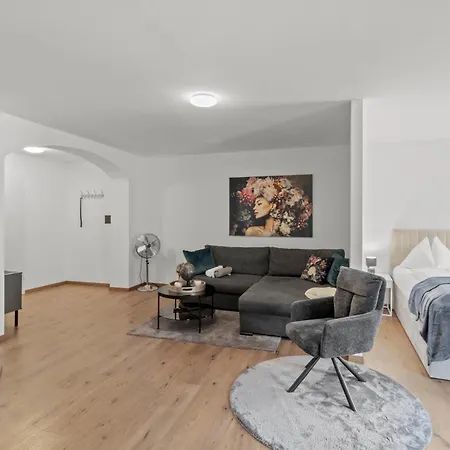 Appartement Stilvolles Zuhause In Bruck à Bruck an der Mur Extérieur photo